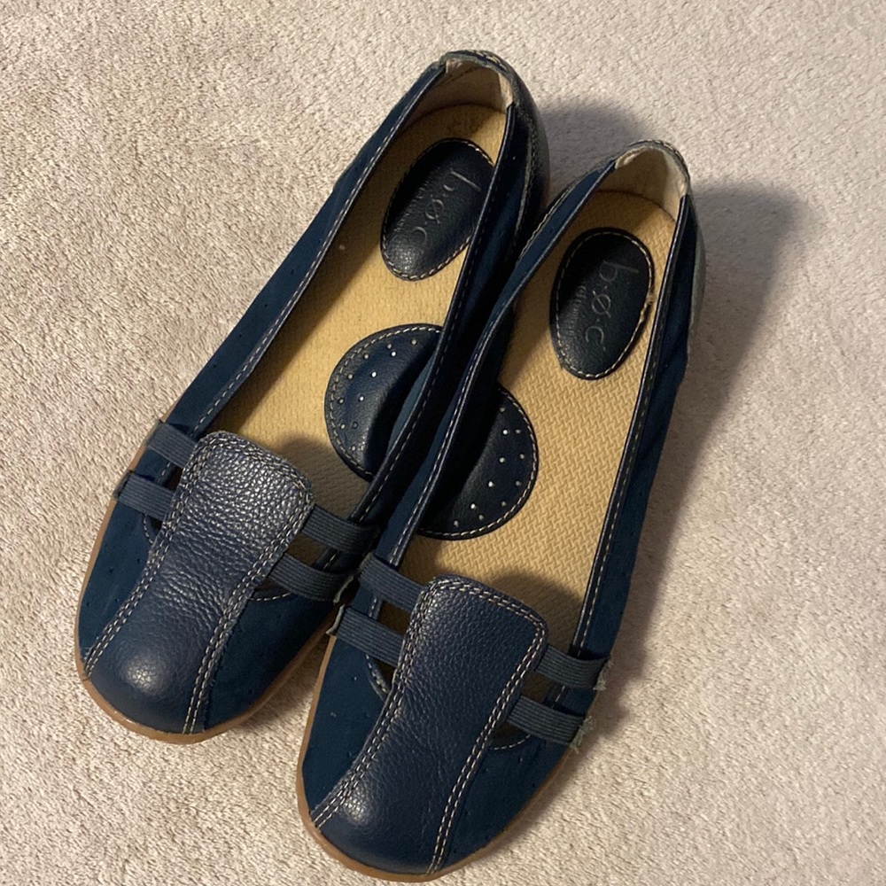 BOC blue leather shoes size 8.5